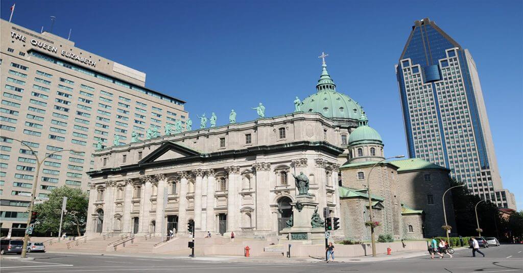 جاذبه‌‌های دیدنی شهر مونترال در کانادا - کلیسای جامع مریم ملکه‌ی گیتی