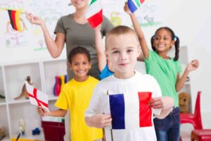 Financial education for immigrant children and teenagers in France